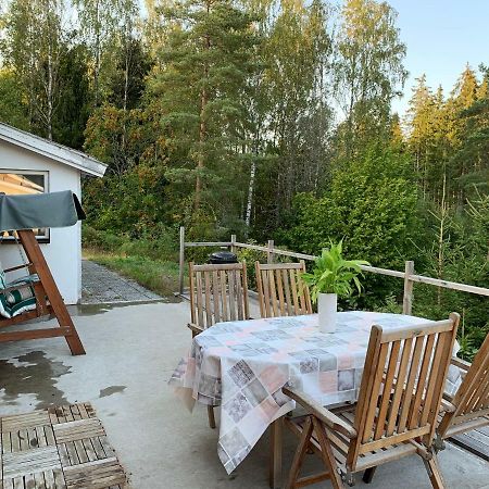 Cozy House In Kosta Center Surrounding With Swedish Nature Exterior foto